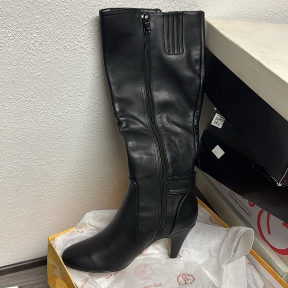 Bella Vita Troy II Tall Dress Boots (WW PLUS CALF) - Picture 5 of 5